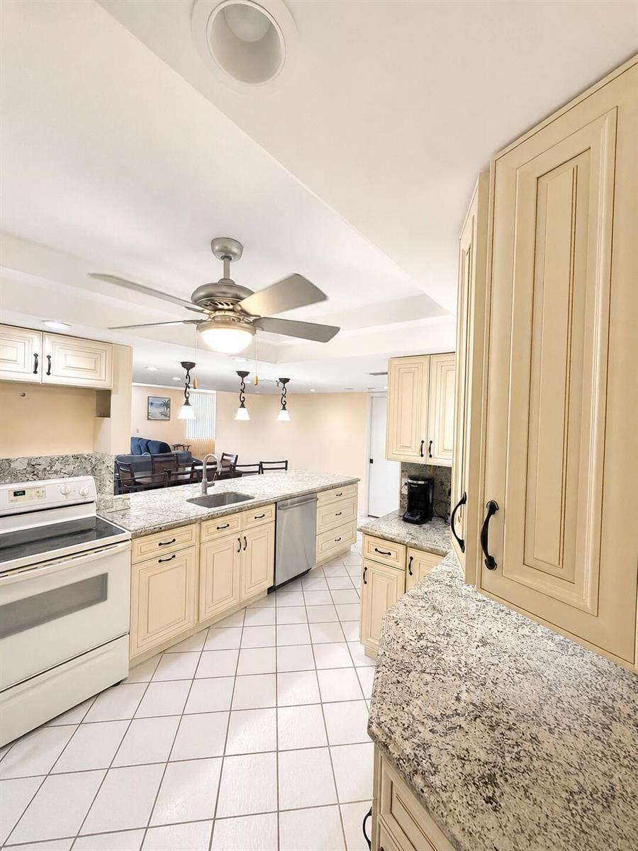 6500 NW 2nd Avenue # 512, Boca Raton FL 33487 photo 3