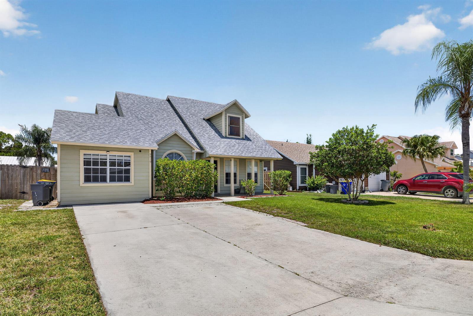 5919 SE Pine Drive, Stuart FL 34997 photo 3