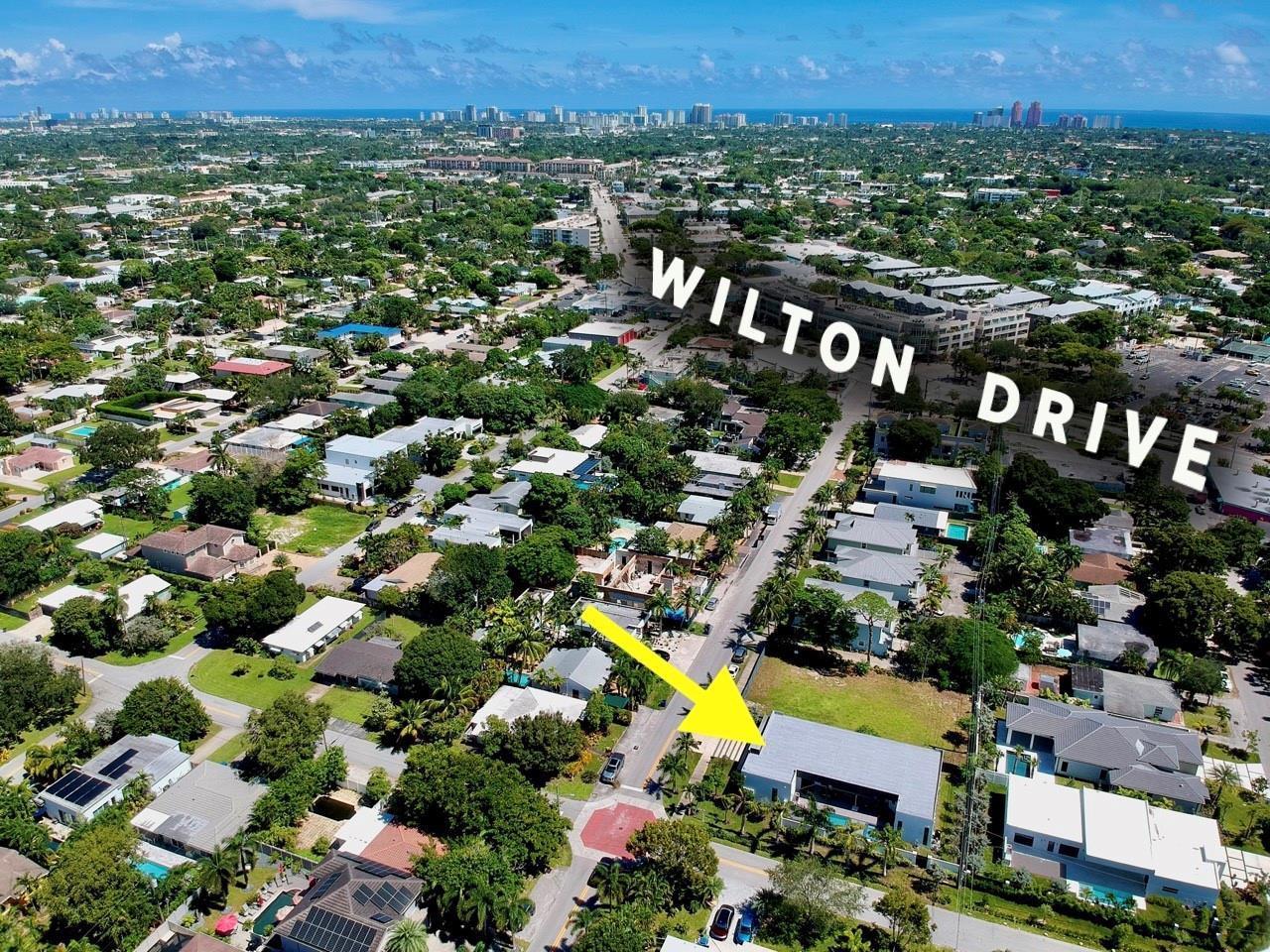 300 NE 21st Court, Wilton Manors FL 33305 photo 2