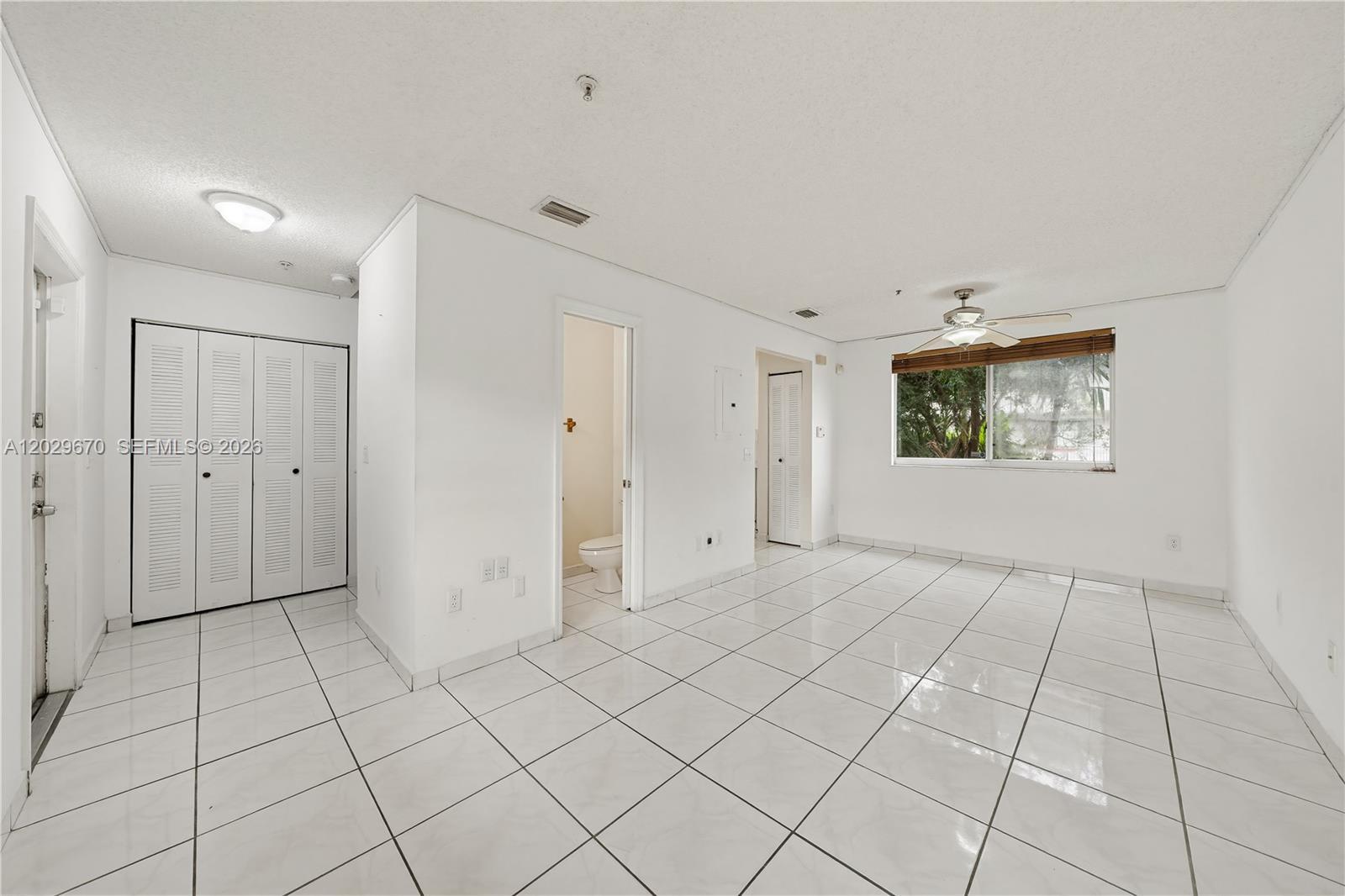 8185 NW 8th St # F5, Miami FL 33126 photo 4
