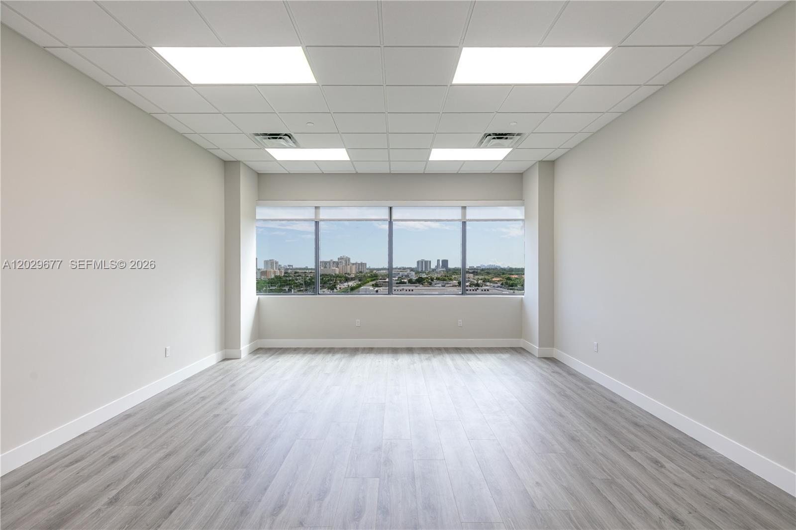 19790 W Dixie Hwy # 803, Aventura FL 33180 photo 2