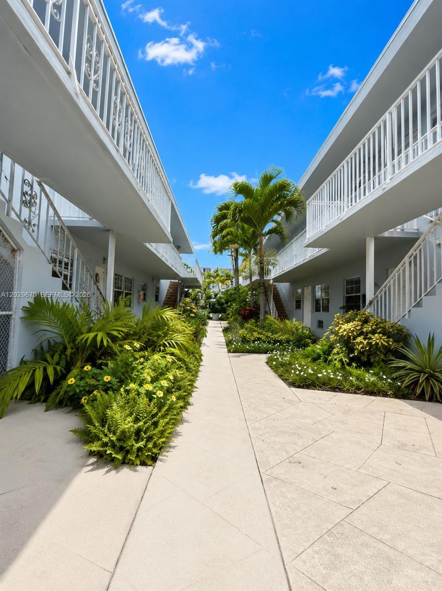 Miami Beach, FL 33141 photo 3