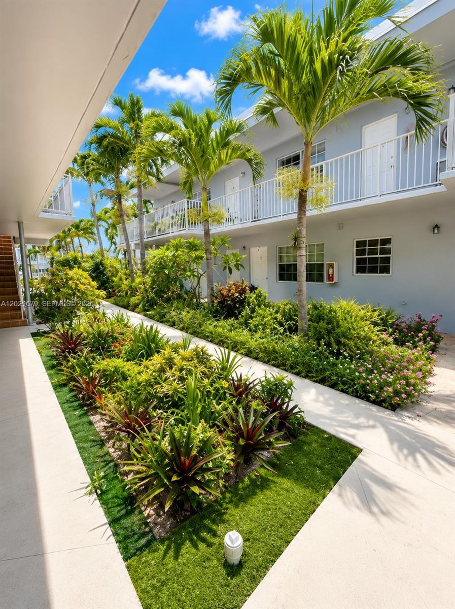 Miami Beach, FL 33141 photo 5