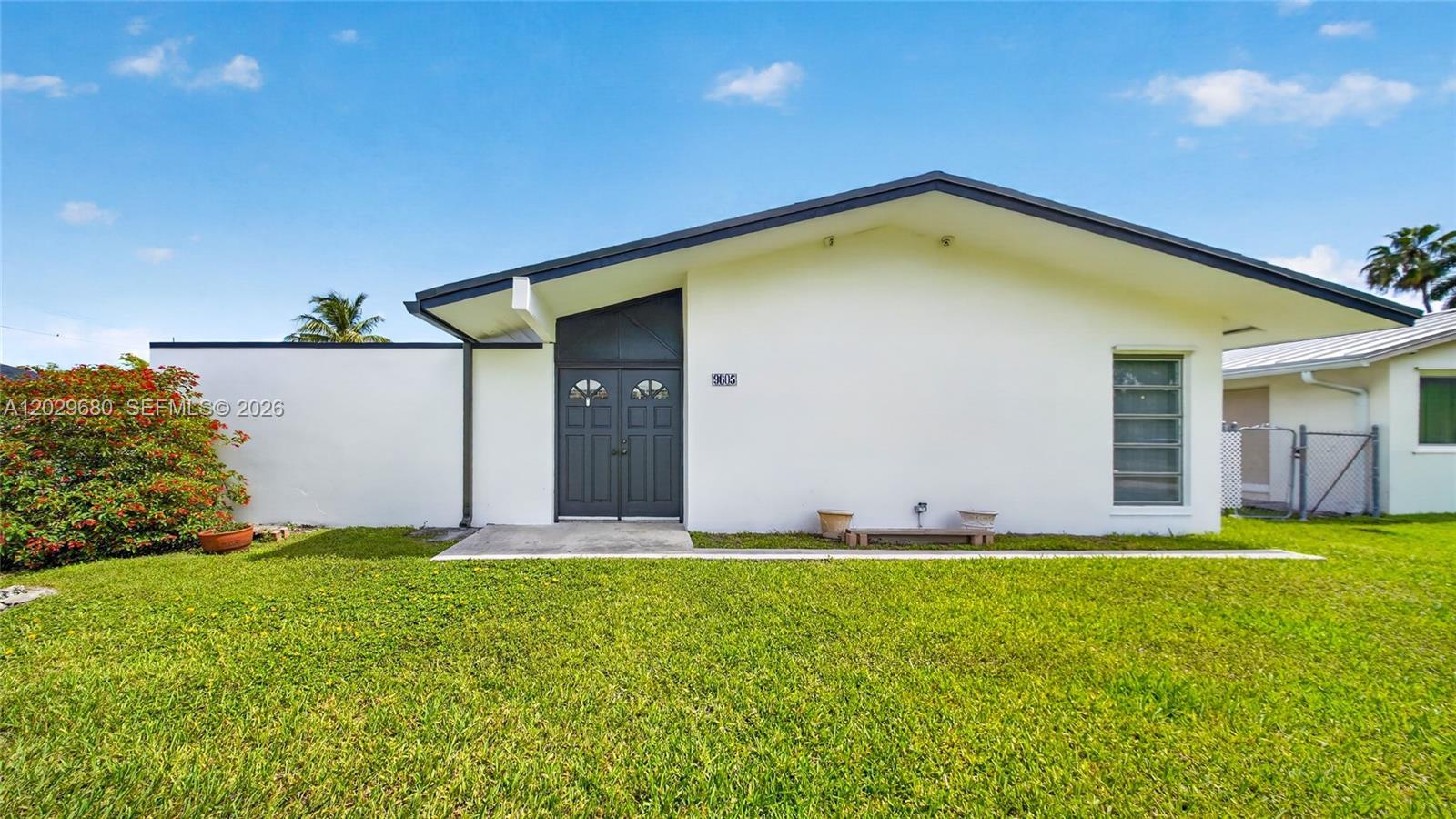 9605 SW 187th St, Cutler Bay FL 33157 photo 2