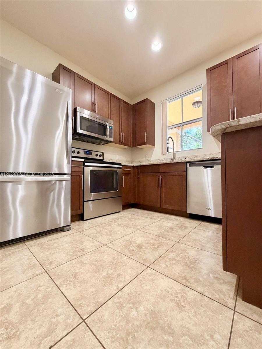 6950 Long Pine Cir # 6950, Coconut Creek FL 33073 photo 3