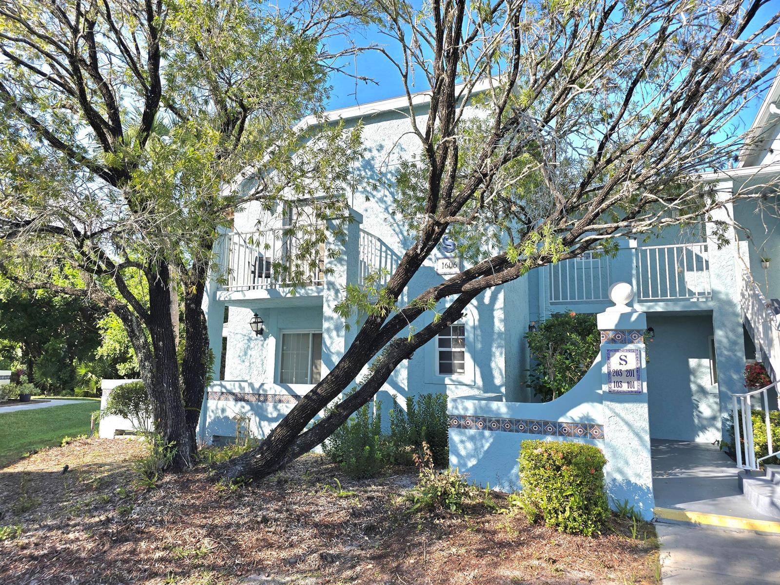 1606 SE Green Acres Circle # S203, Port St. Lucie FL 34952