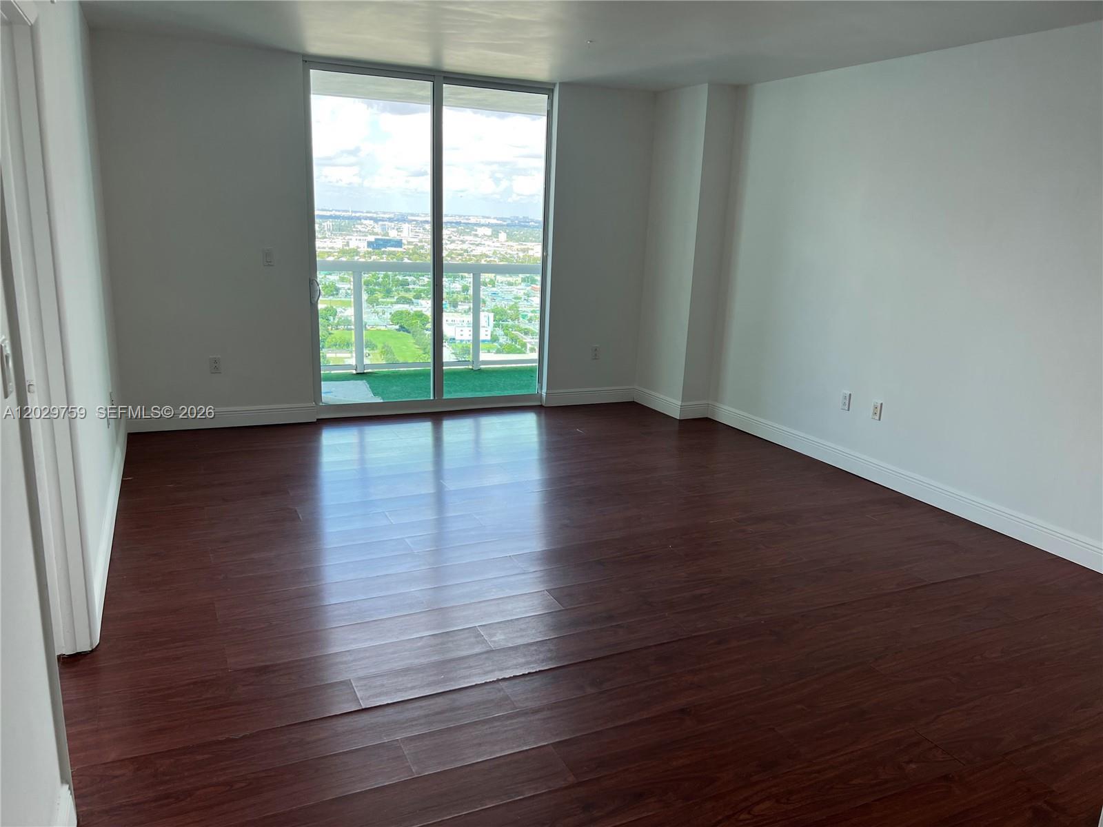 1800 N Bayshore Dr # 3904, Miami FL 33132 photo 2