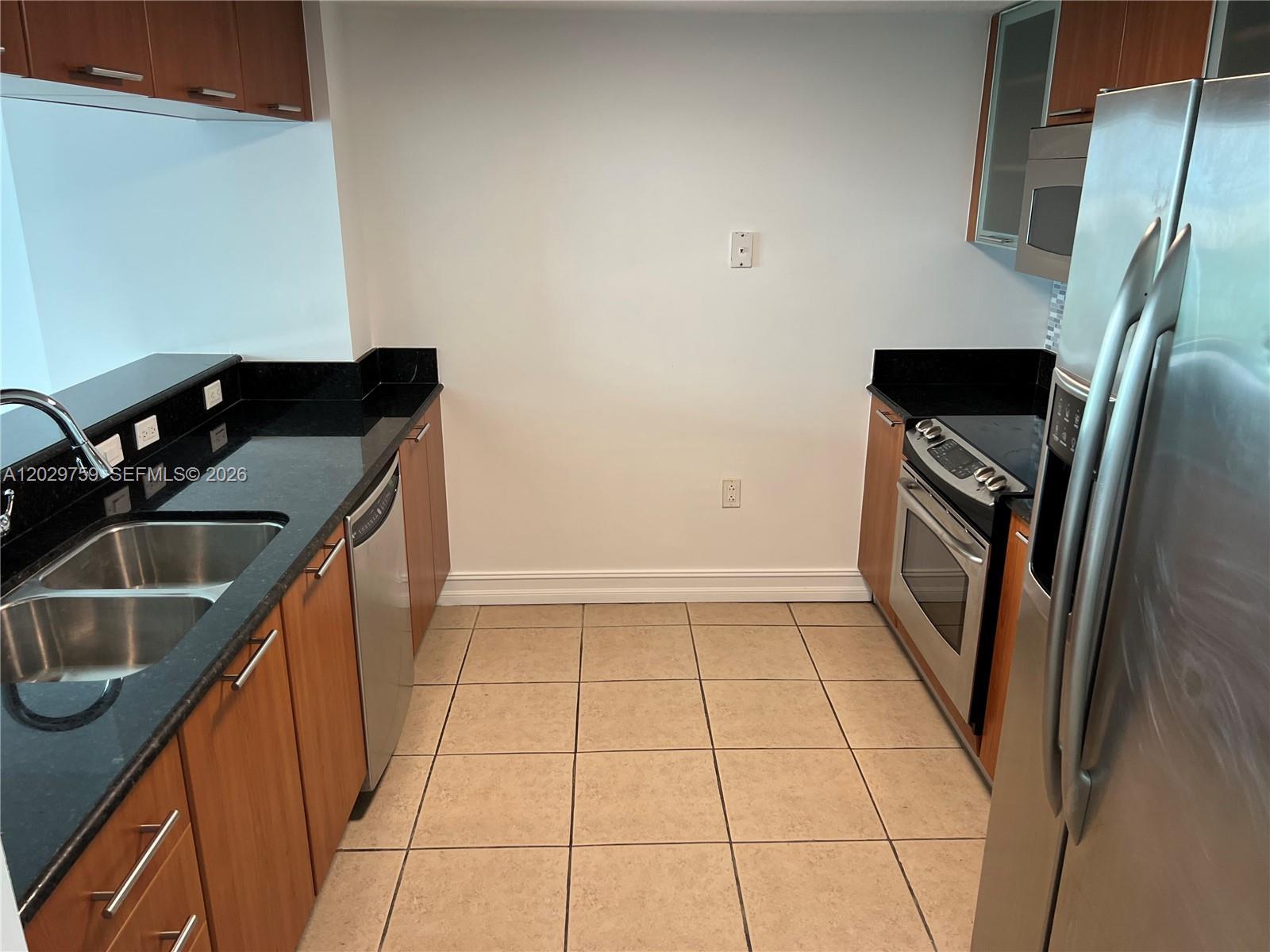 1800 N Bayshore Dr # 3904, Miami FL 33132 photo 3