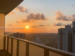 1100 S Miami Ave # 3309, Miami FL 33130 photo 2