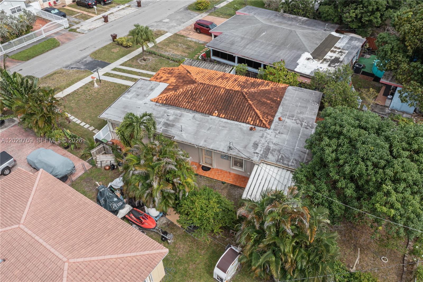 210 E 61st St, Hialeah FL 33013 photo 4