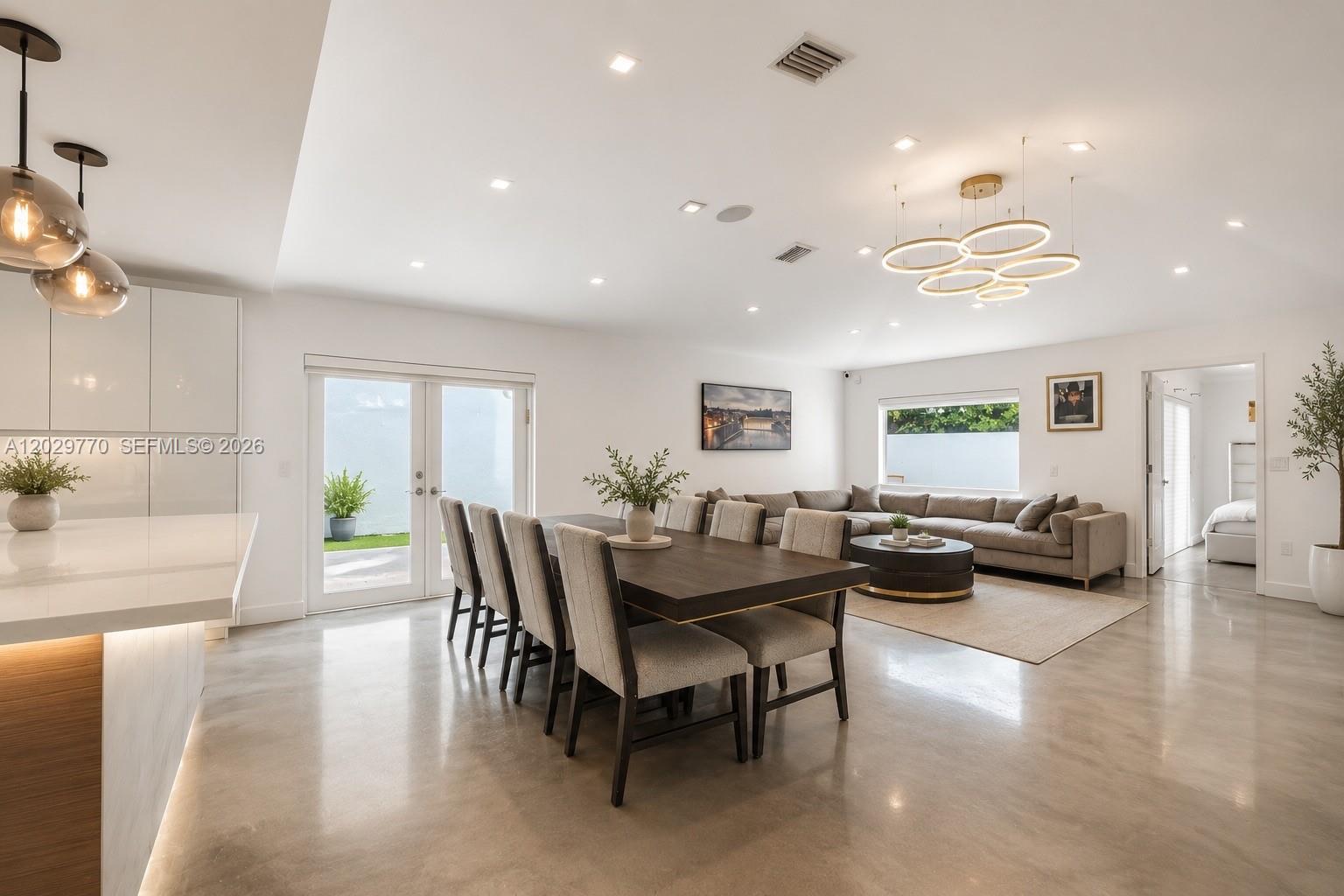 2558 NE 206th Ter, Aventura FL 33180 photo 4