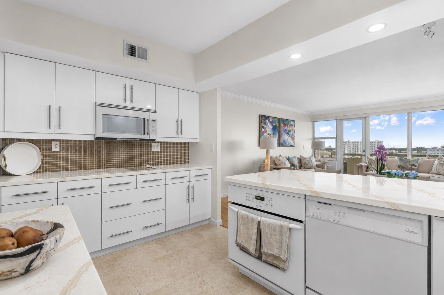 3200 NE 36th Street # 806, Fort Lauderdale FL 33308 photo 2