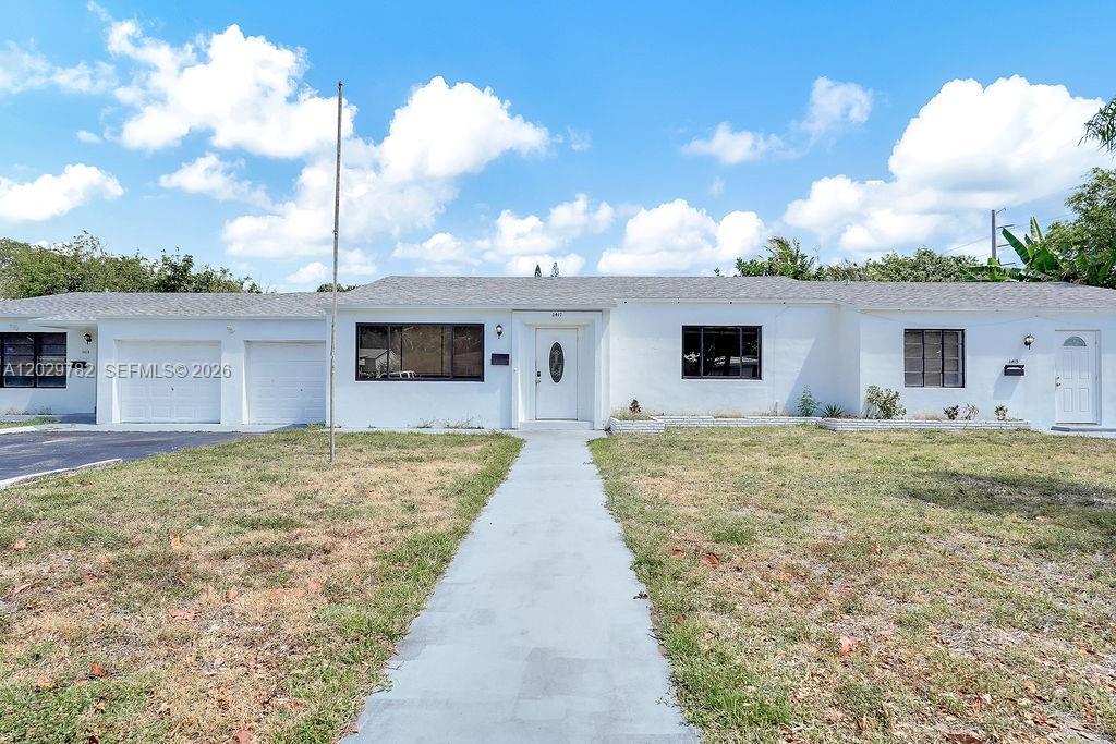 2417 Pierce St, Hollywood FL 33020 photo 4