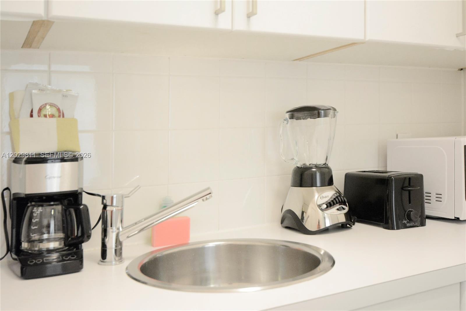 1021 Euclid Ave # 1, Miami Beach FL 33139 photo 4