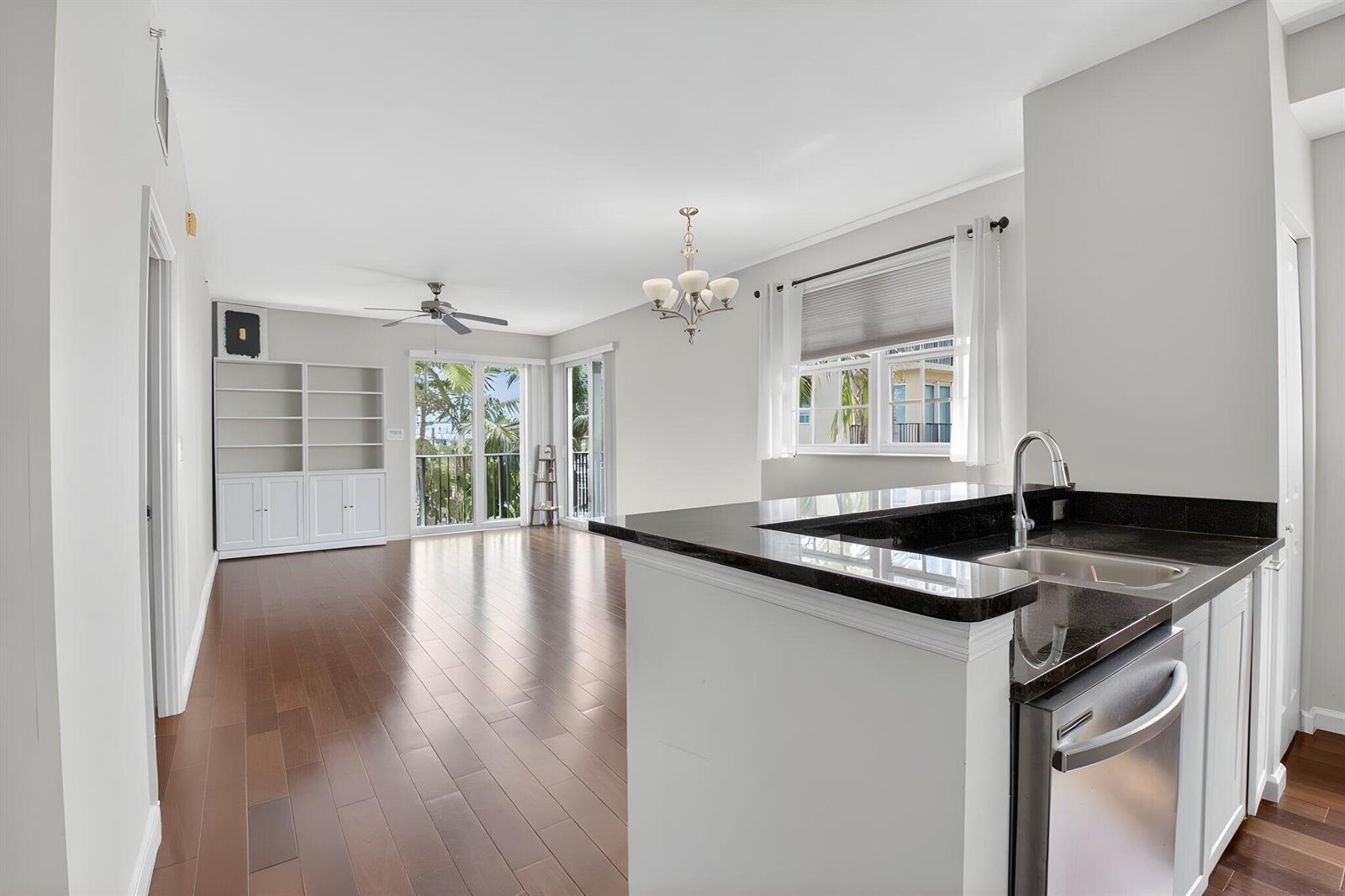 225 NE 1st Street # 301, Delray Beach FL 33444