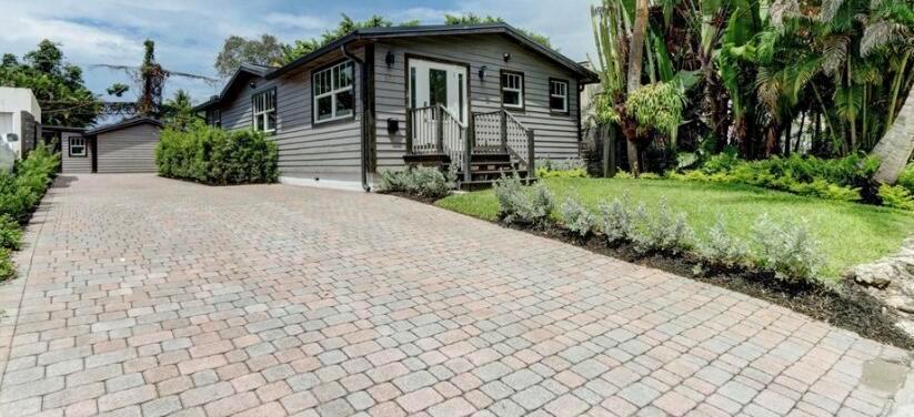833 Ardmore Road, West Palm Beach FL 33401