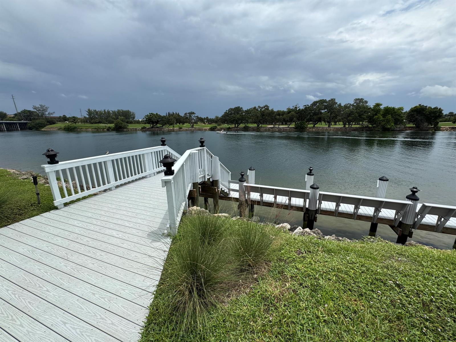 336 Golfview Road # 706, North Palm Beach FL 33408 photo 4