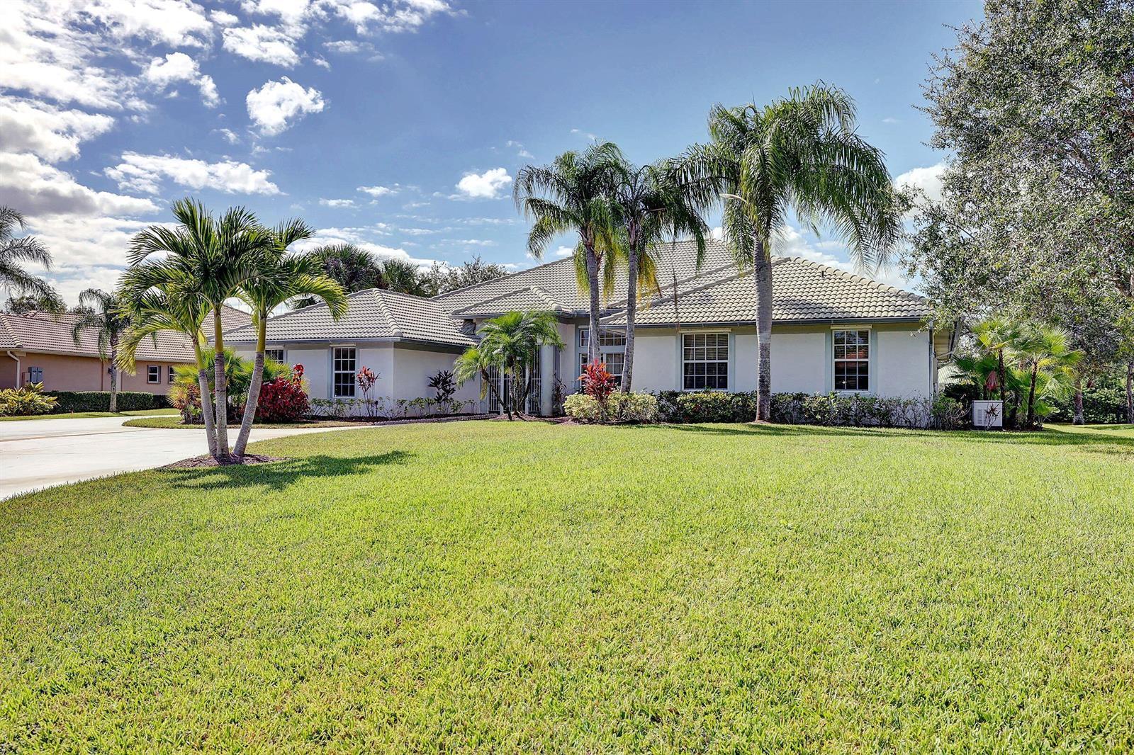 8028 Plantation Lakes Drive, Port St. Lucie FL 34986