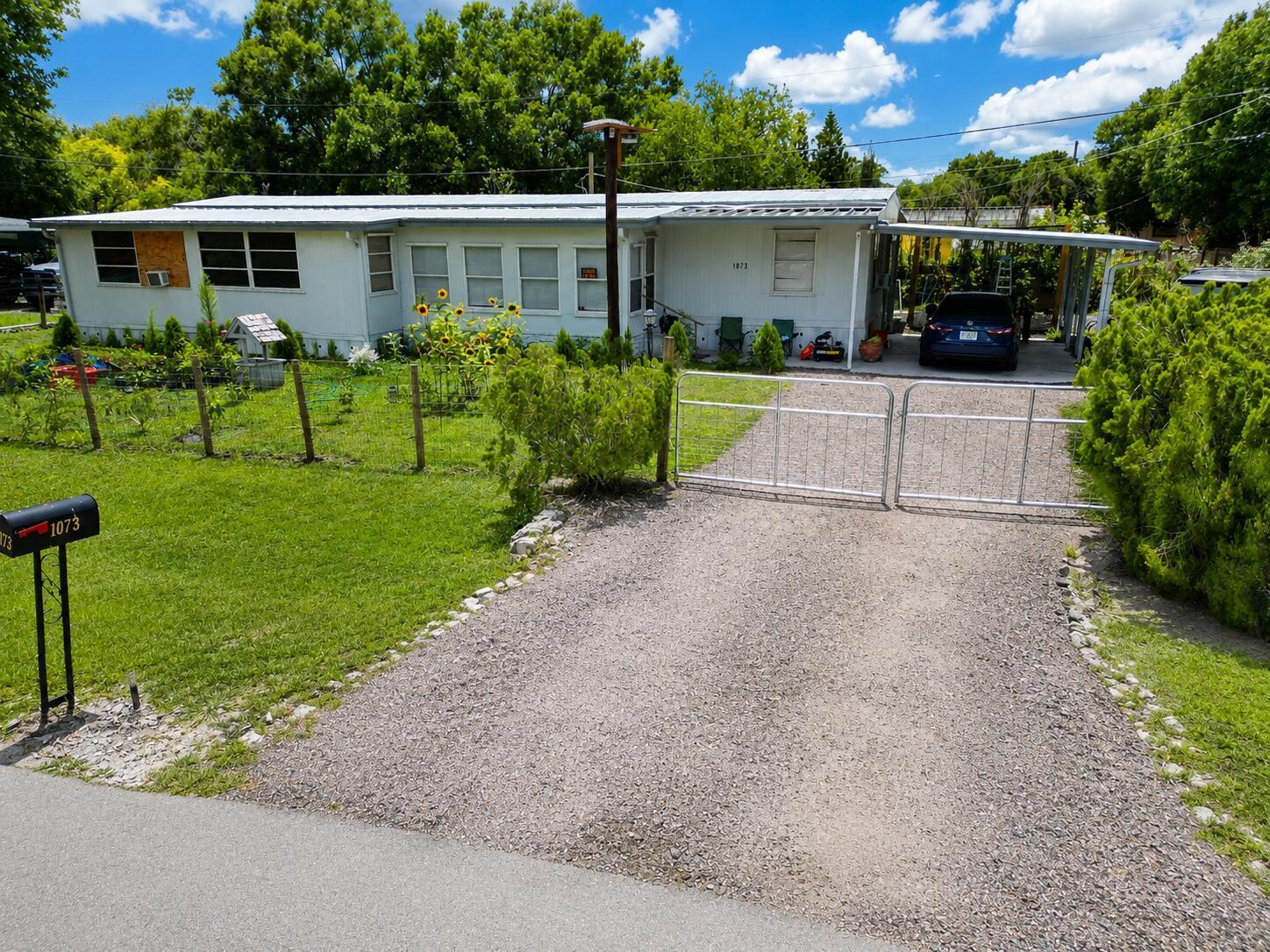 1073 NE 30th Avenue, Okeechobee FL 34972 photo 4