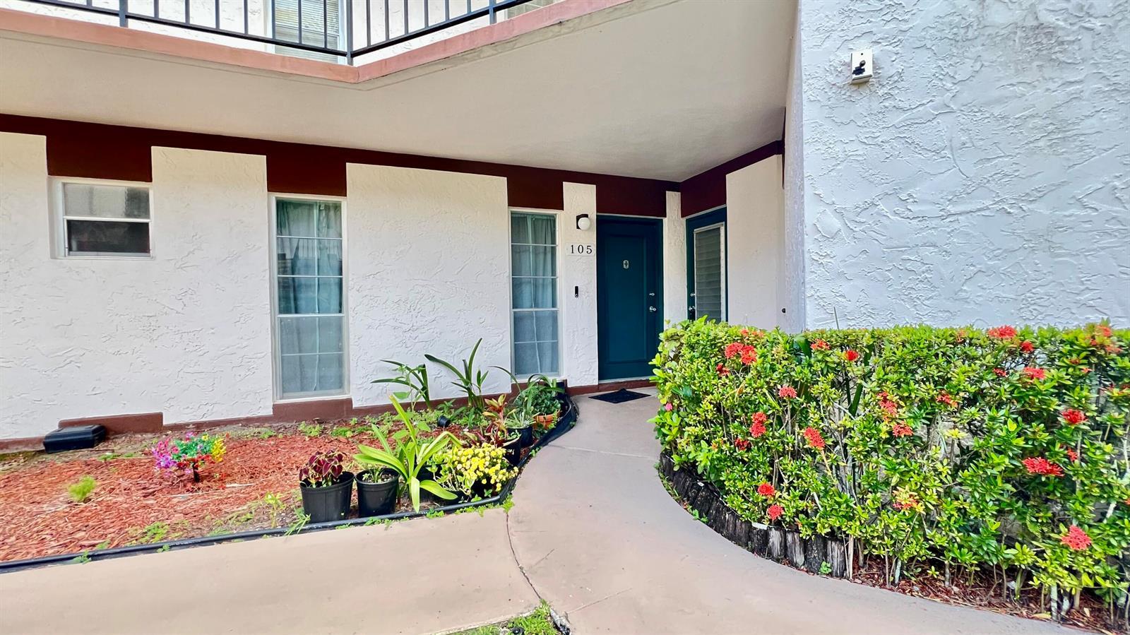 7 Greenway Village N # 105, Royal Palm Beach FL 33411 photo 3