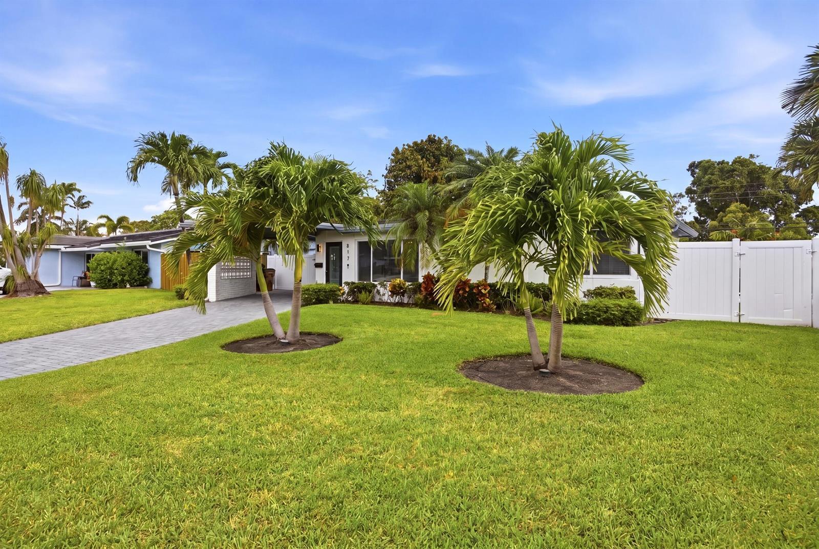817 SE 16th Street, Deerfield Beach FL 33441 photo 5