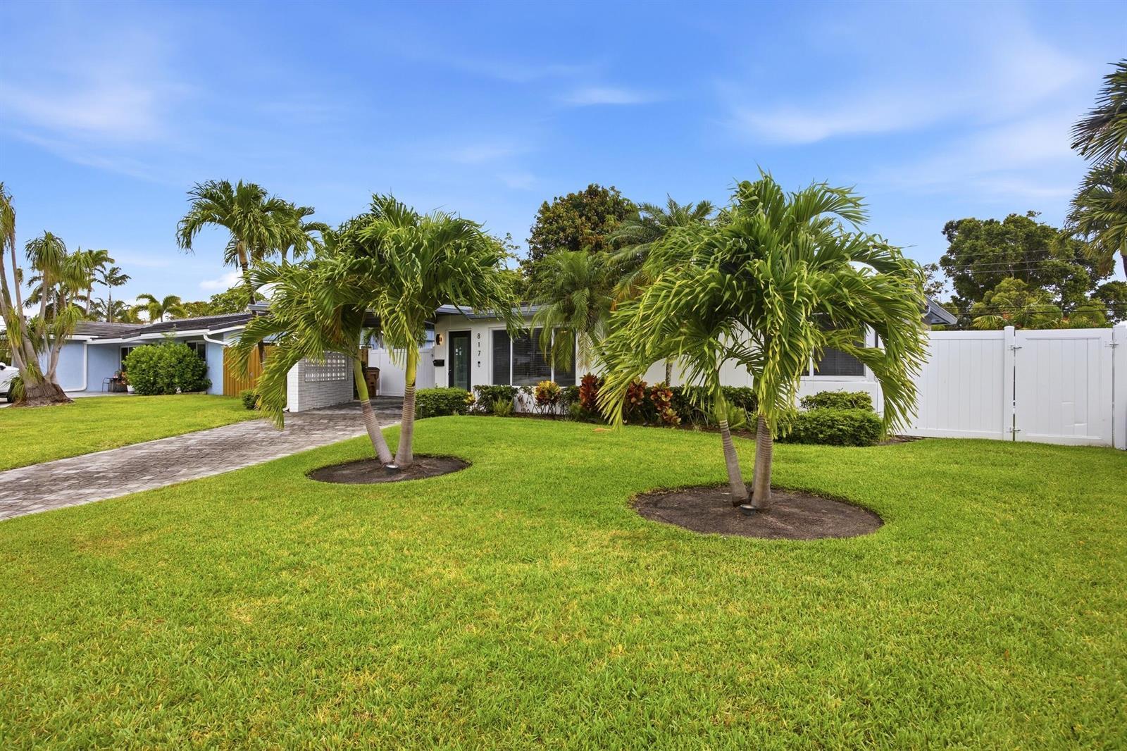 817 SE 16th Street, Deerfield Beach FL 33441 photo 4