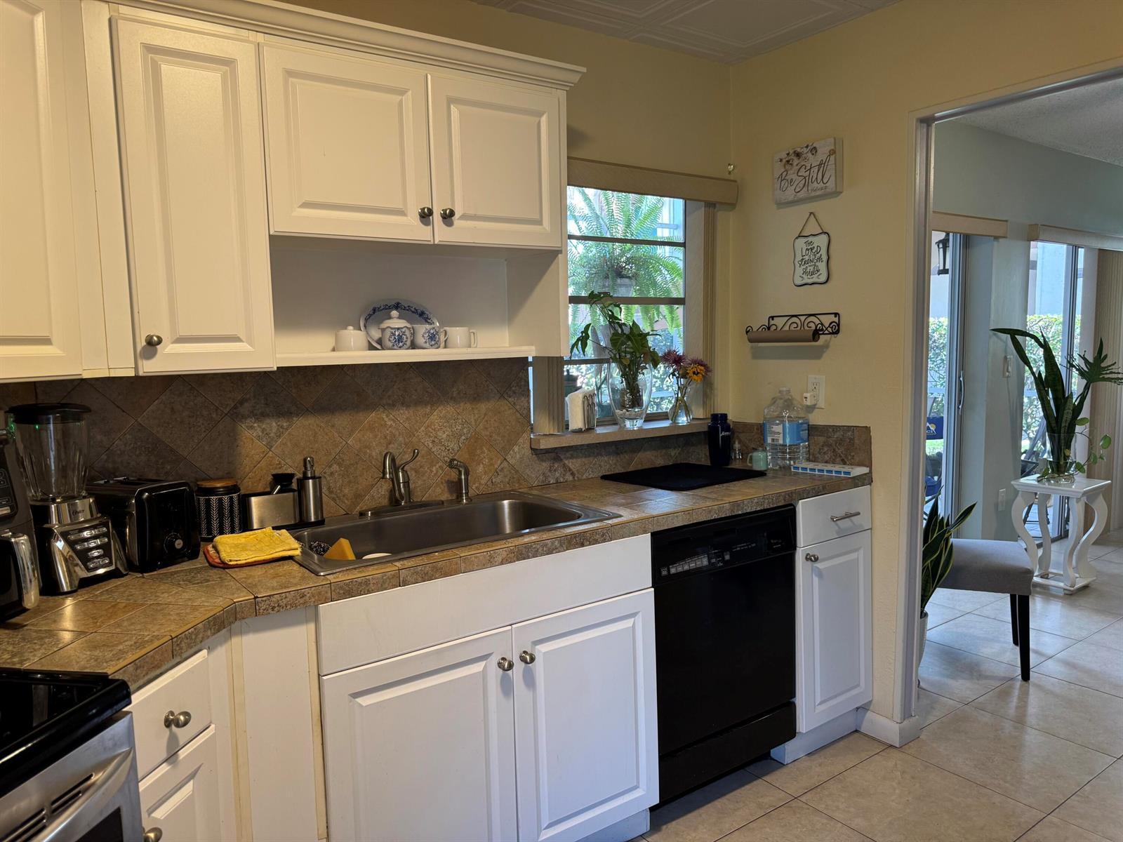 7 N Greenway Vlg Village N # 107, Royal Palm Beach FL 33411 photo 3