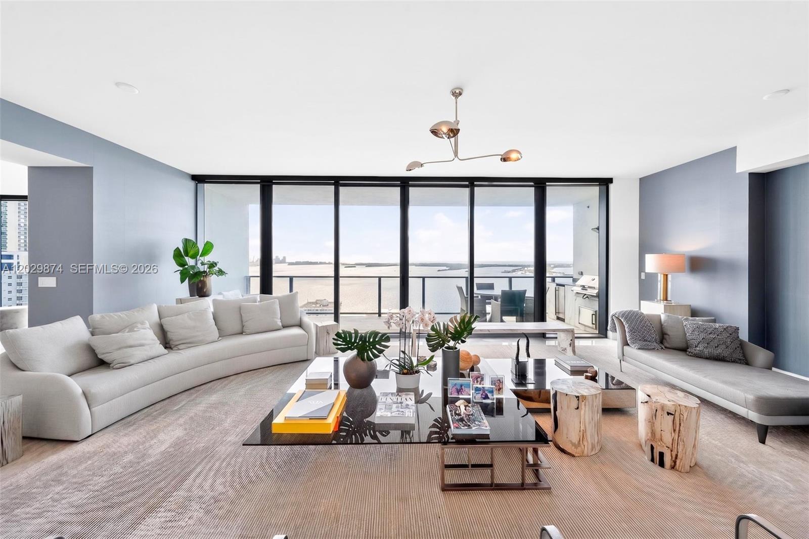 1451 Brickell Ave # 2901, Miami FL 33131 photo 4