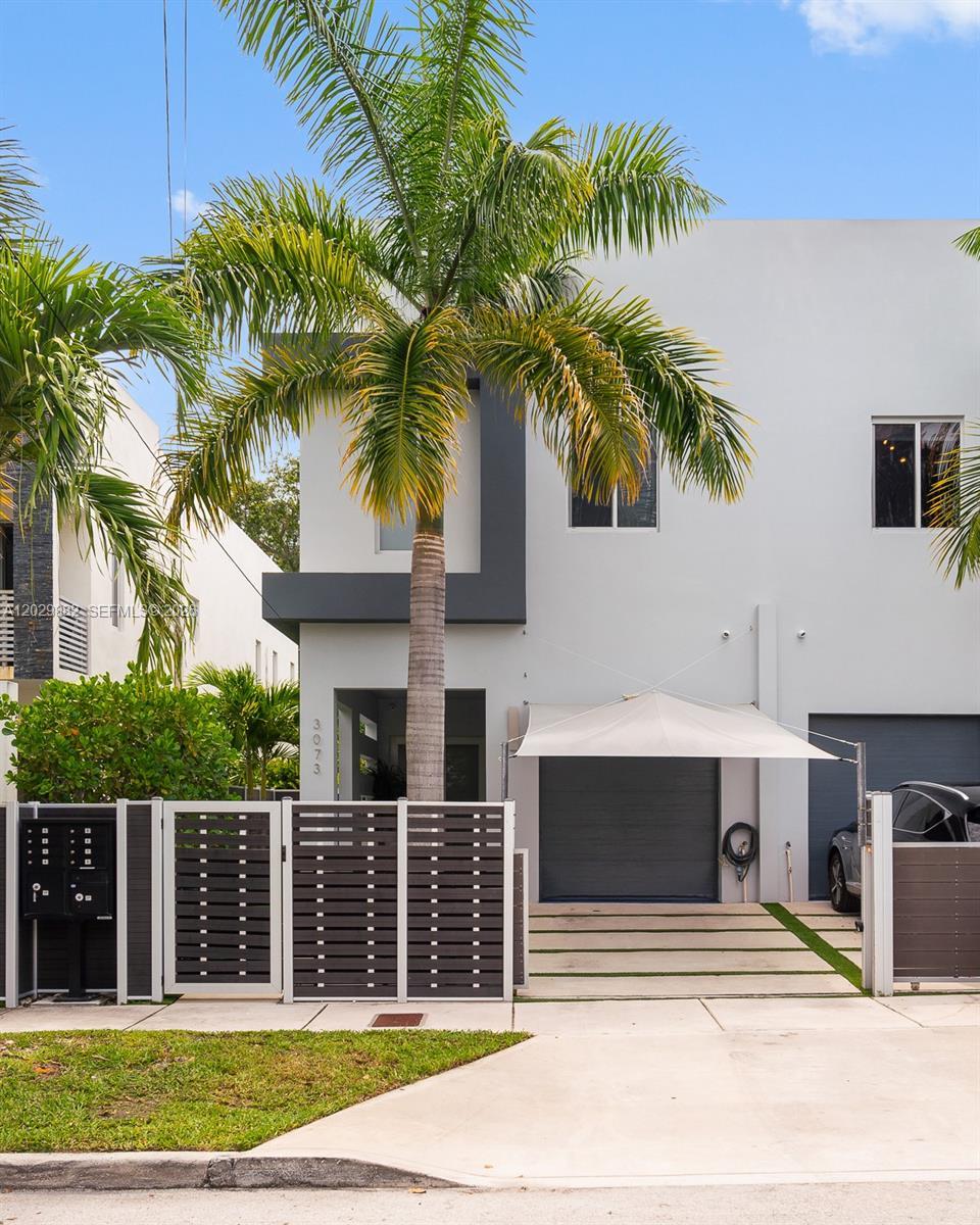3073 Carter St, Miami FL 33133