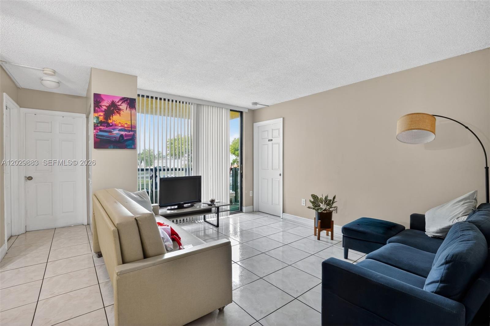 11790 SW 18th St # 3, Miami FL 33175 photo 2