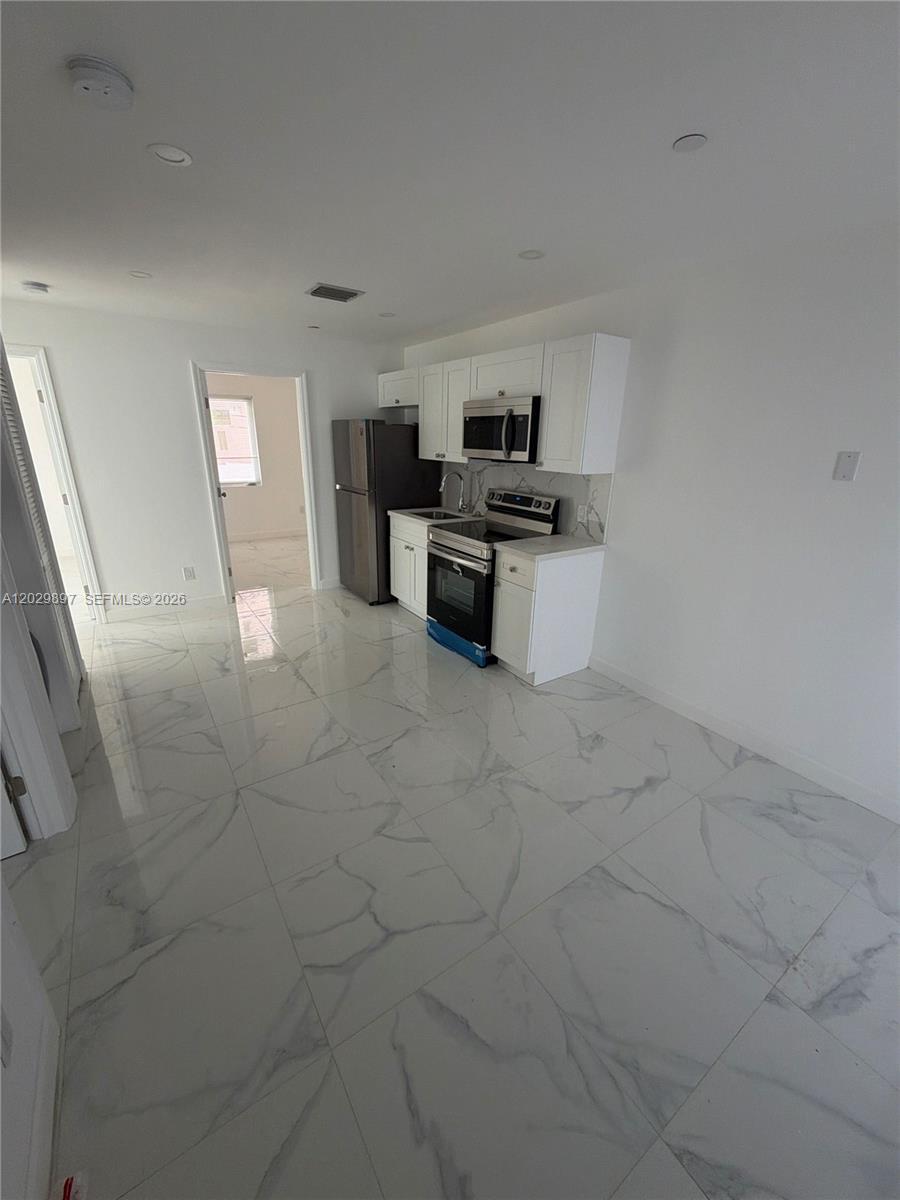 729 SW 3rd St # 2, Miami FL 33130 photo 3