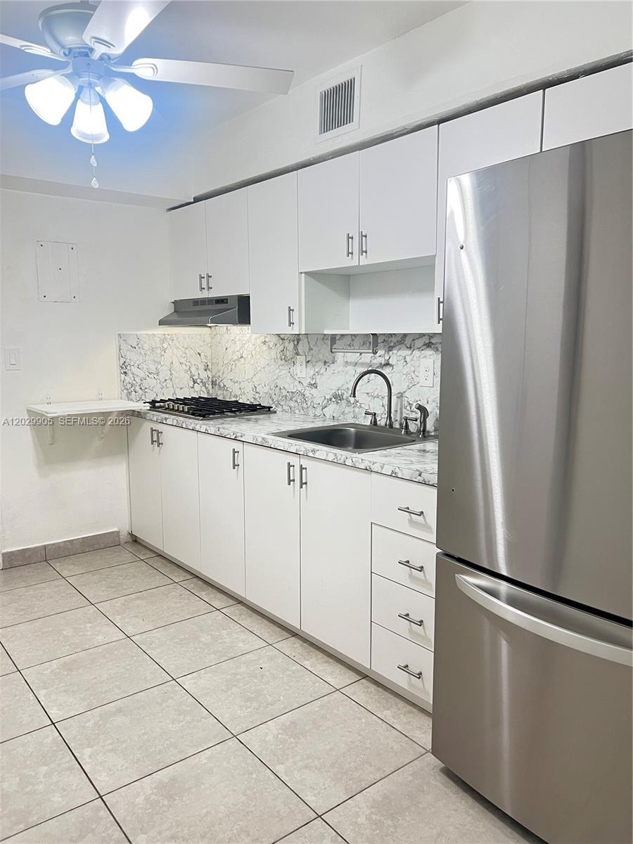 1401 E 8th Ave, Hialeah FL 33010 photo 3
