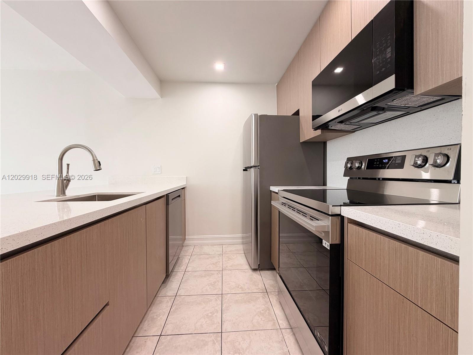 8100 Geneva Ct # 345, Doral FL 33166