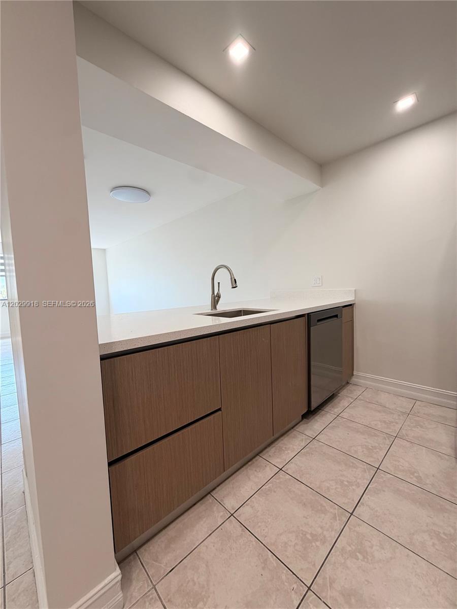 8100 Geneva Ct # 345, Doral FL 33166 photo 4