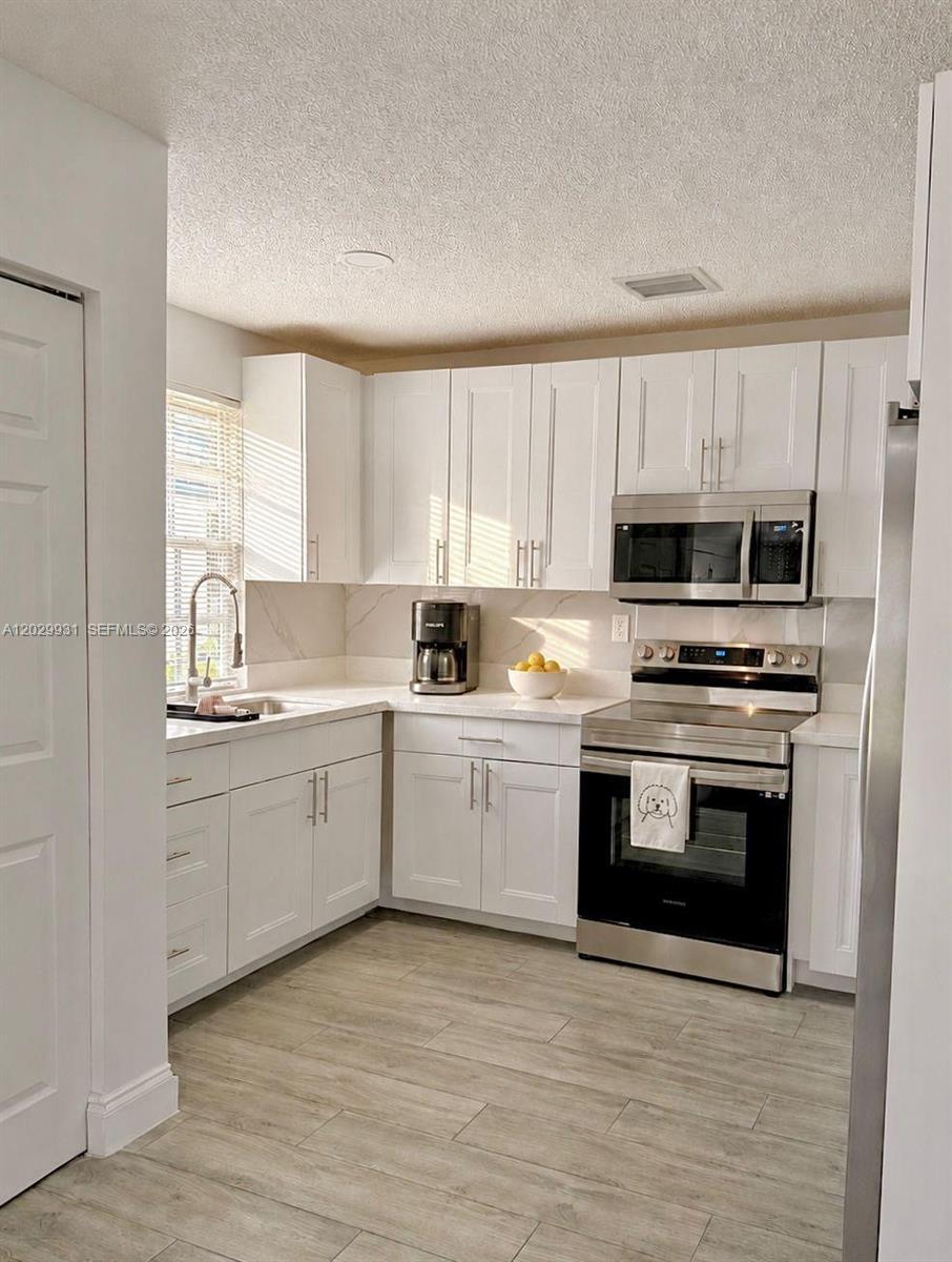 5519 NW 4th Ave, Miami FL 33127 photo 2