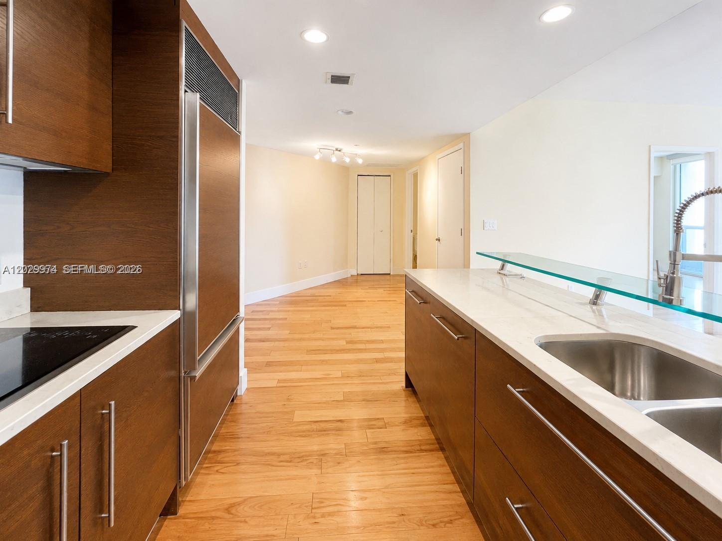 475 Brickell Ave # 2909, Miami FL 33131 photo 4