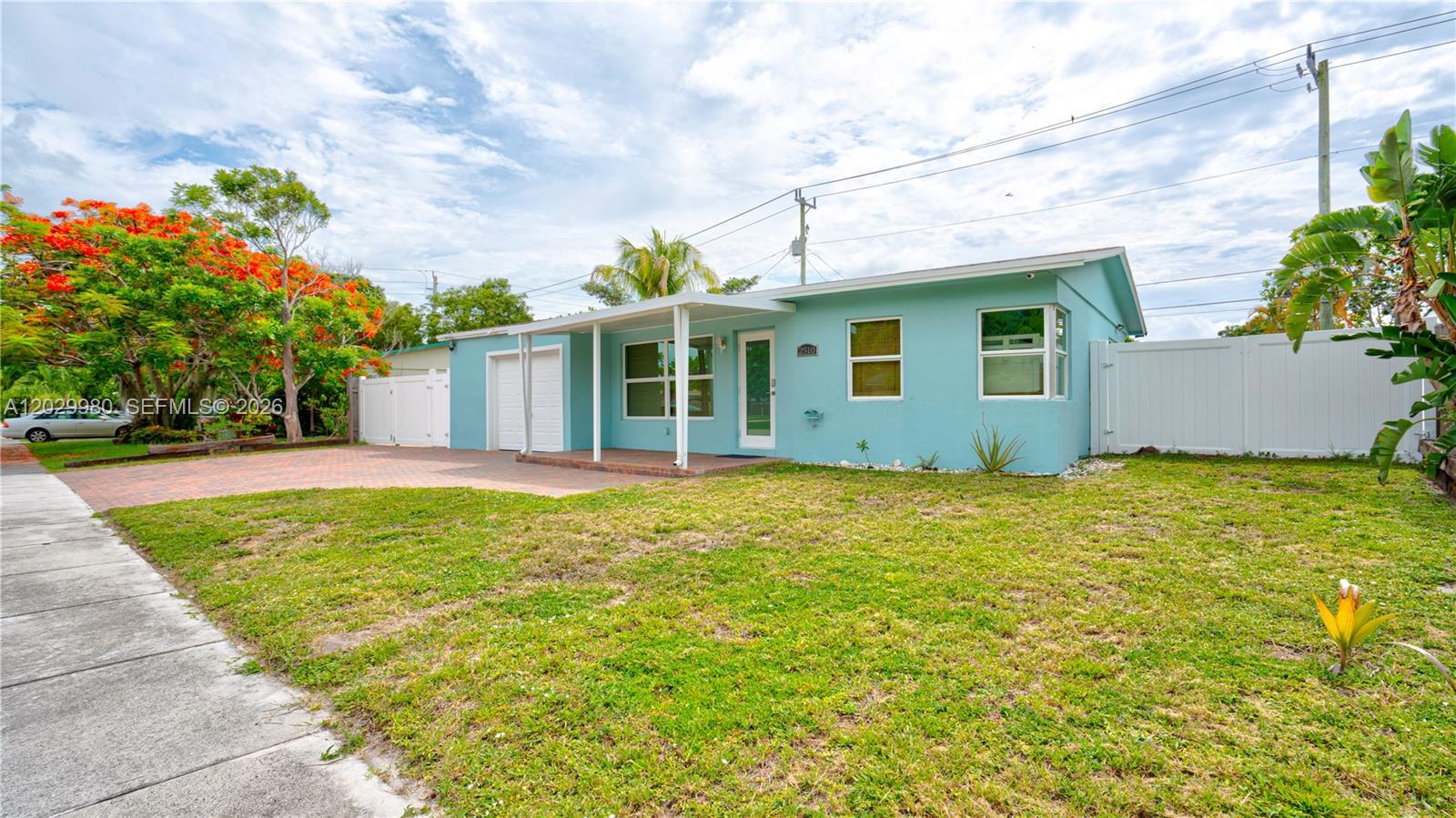 2510 NE 9th Ave, Pompano Beach FL 33064 photo 4