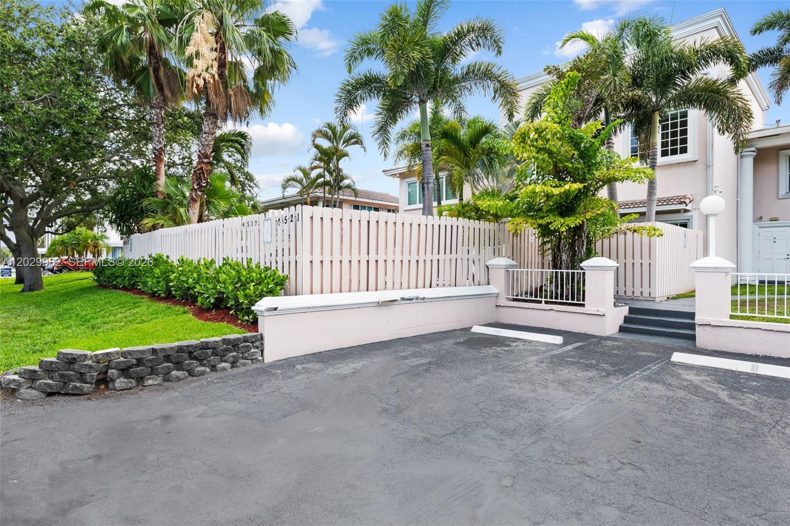 4517 NE 21ST AVE # 5, Fort Lauderdale FL 33308 photo 2