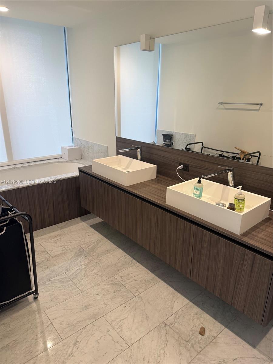 1000 Brickell Plz # 3412, Miami FL 33131 photo 5