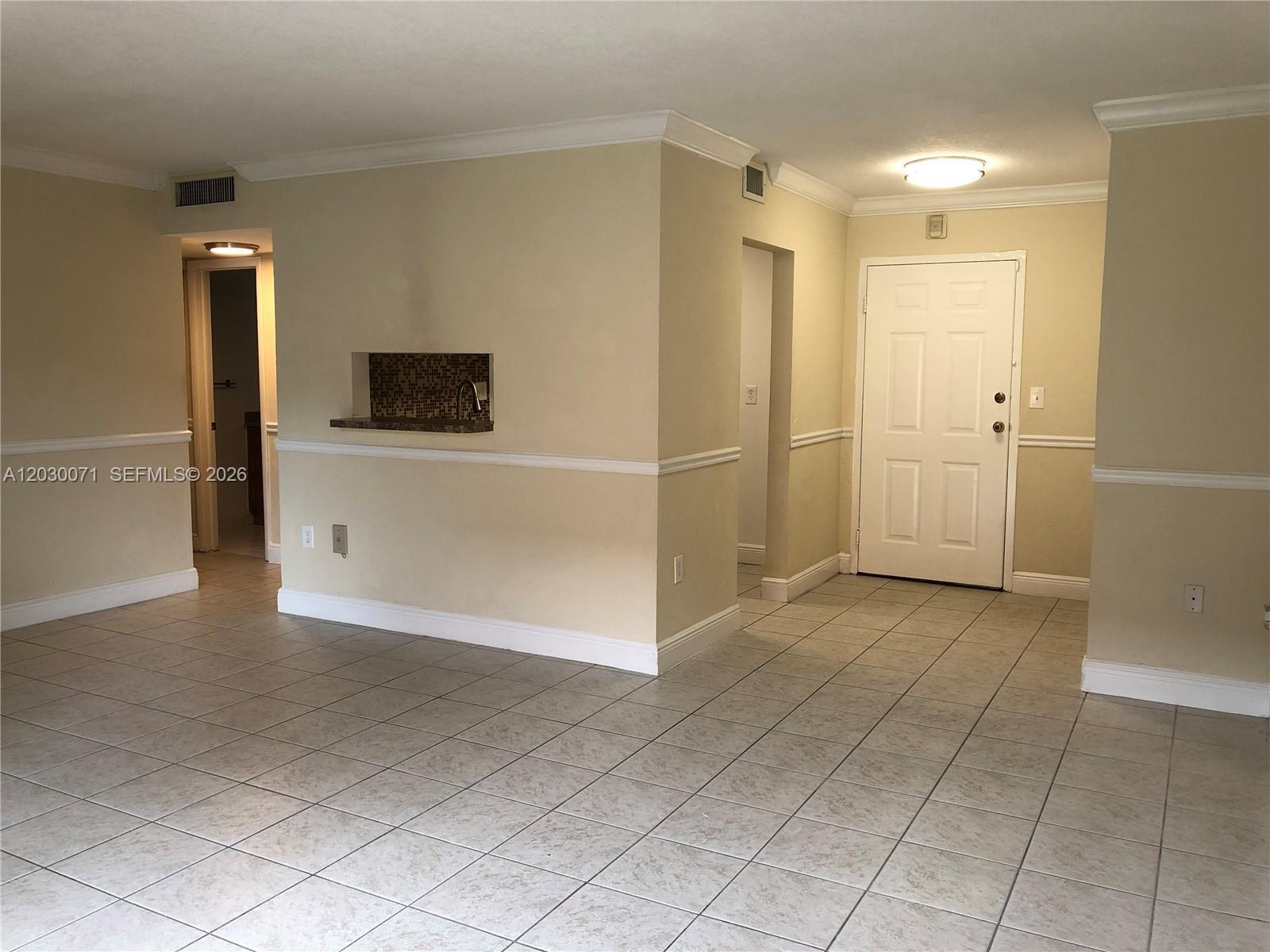 9467 SW 76th St # Q3, Miami FL 33173 photo 5