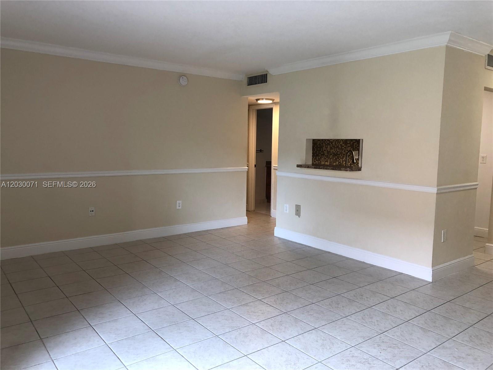 9467 SW 76th St # Q3, Miami FL 33173 photo 4