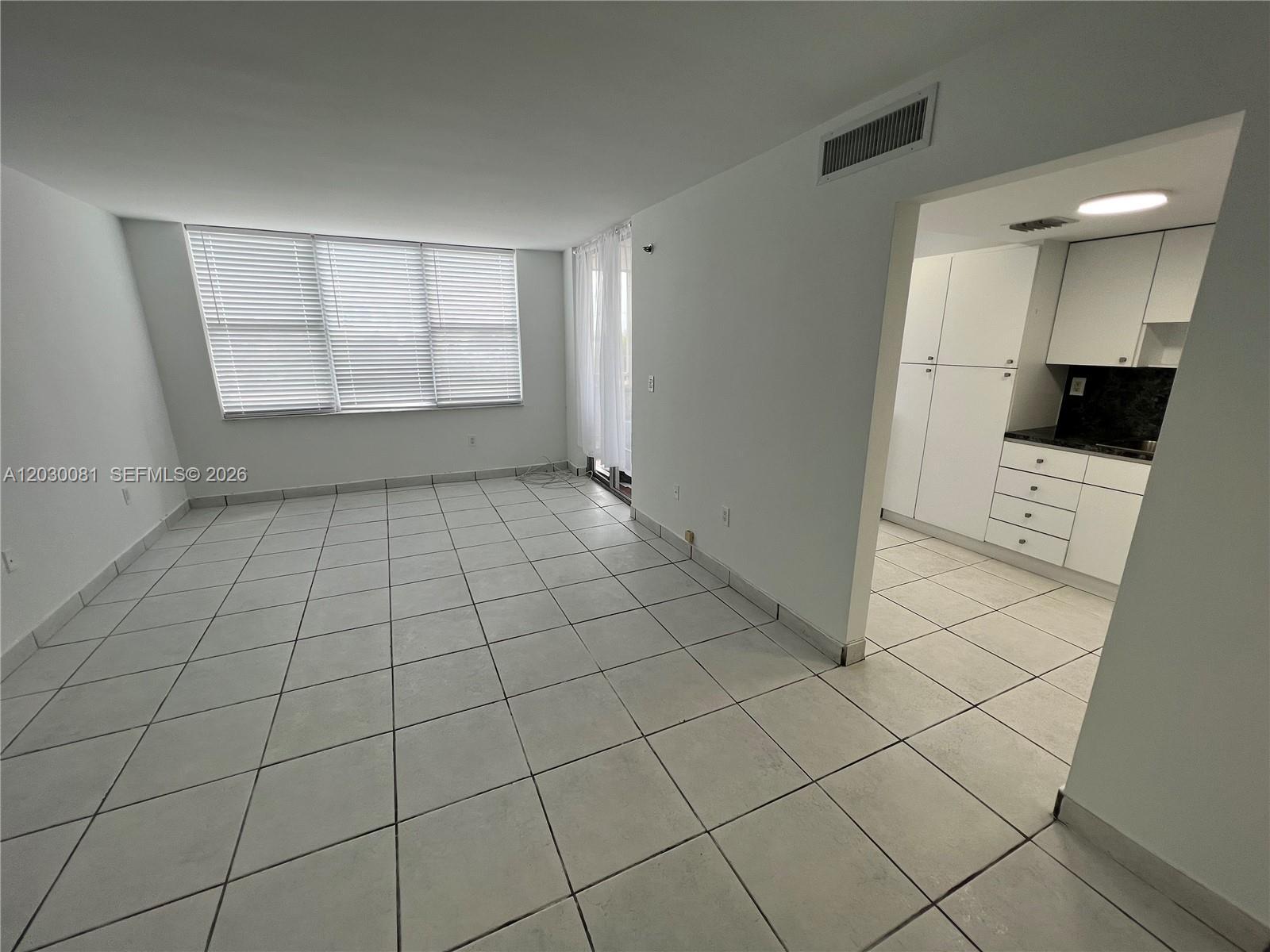 17890 W Dixie Hwy 502 Hwy # 502, North Miami Beach FL 33160 photo 3