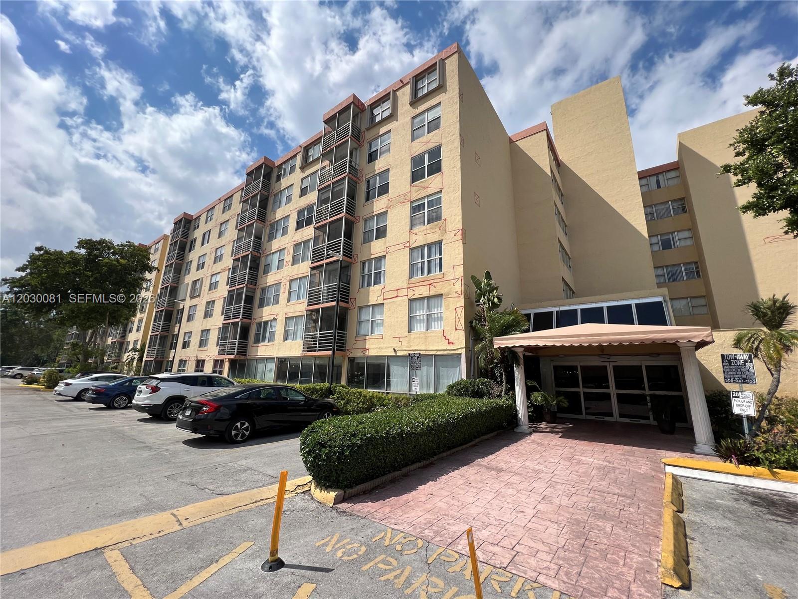 17890 W Dixie Hwy 502 Hwy # 502, North Miami Beach FL 33160