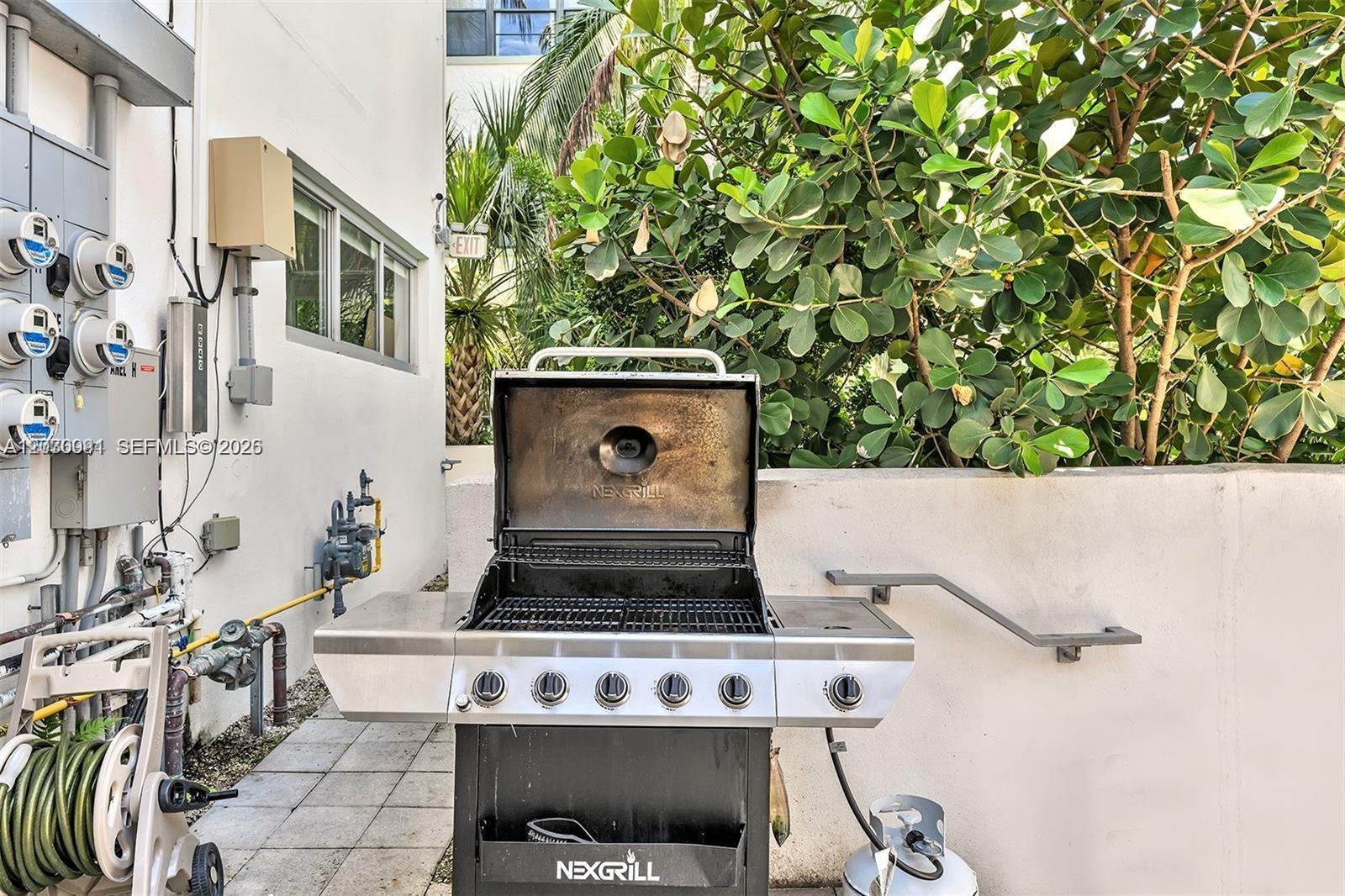 940 Michigan Ave # 10, Miami Beach FL 33139 photo 5
