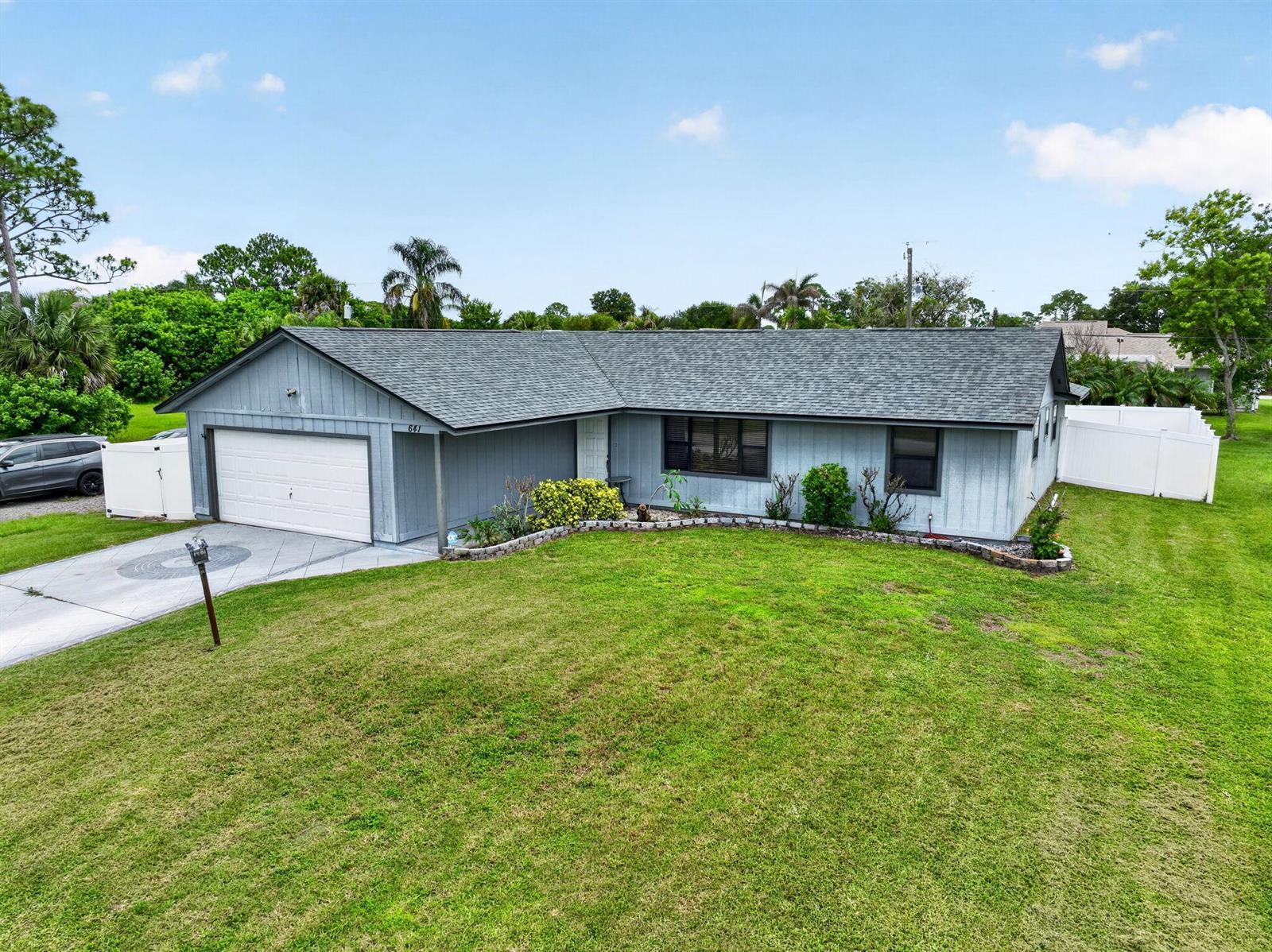 641 SE Streamlet Avenue, Port St. Lucie FL 34983