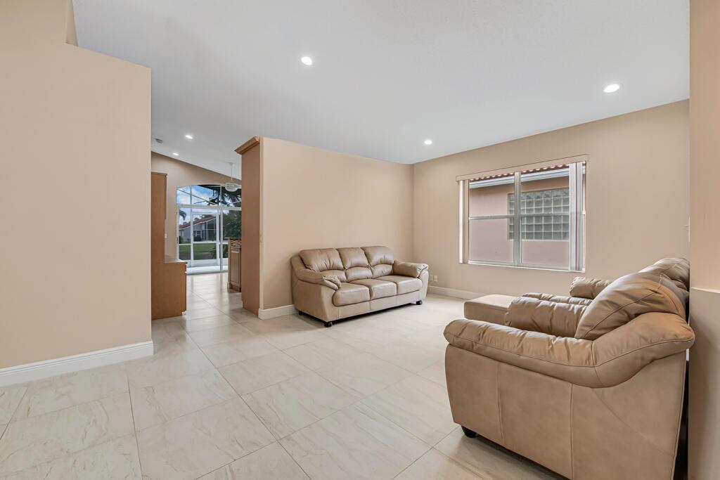 9529 Cherry Blossom Terrace, Boynton Beach FL 33437 photo 3