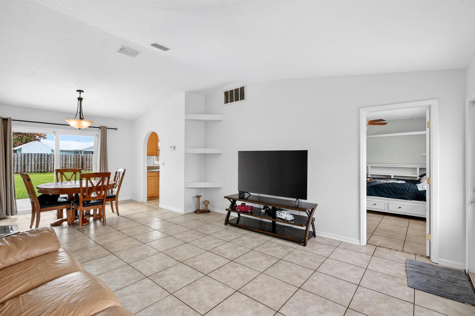 2291 SW Franklin Street, Port St. Lucie FL 34953 photo 5