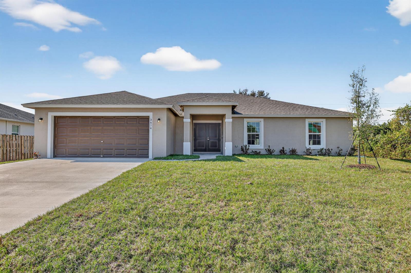 1267 SW Edinburgh Drive, Port St. Lucie FL 34953