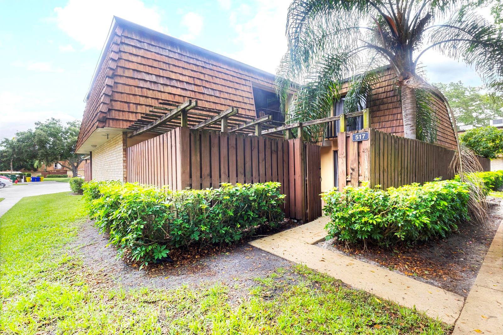 517 5th Lane, FL 33463
