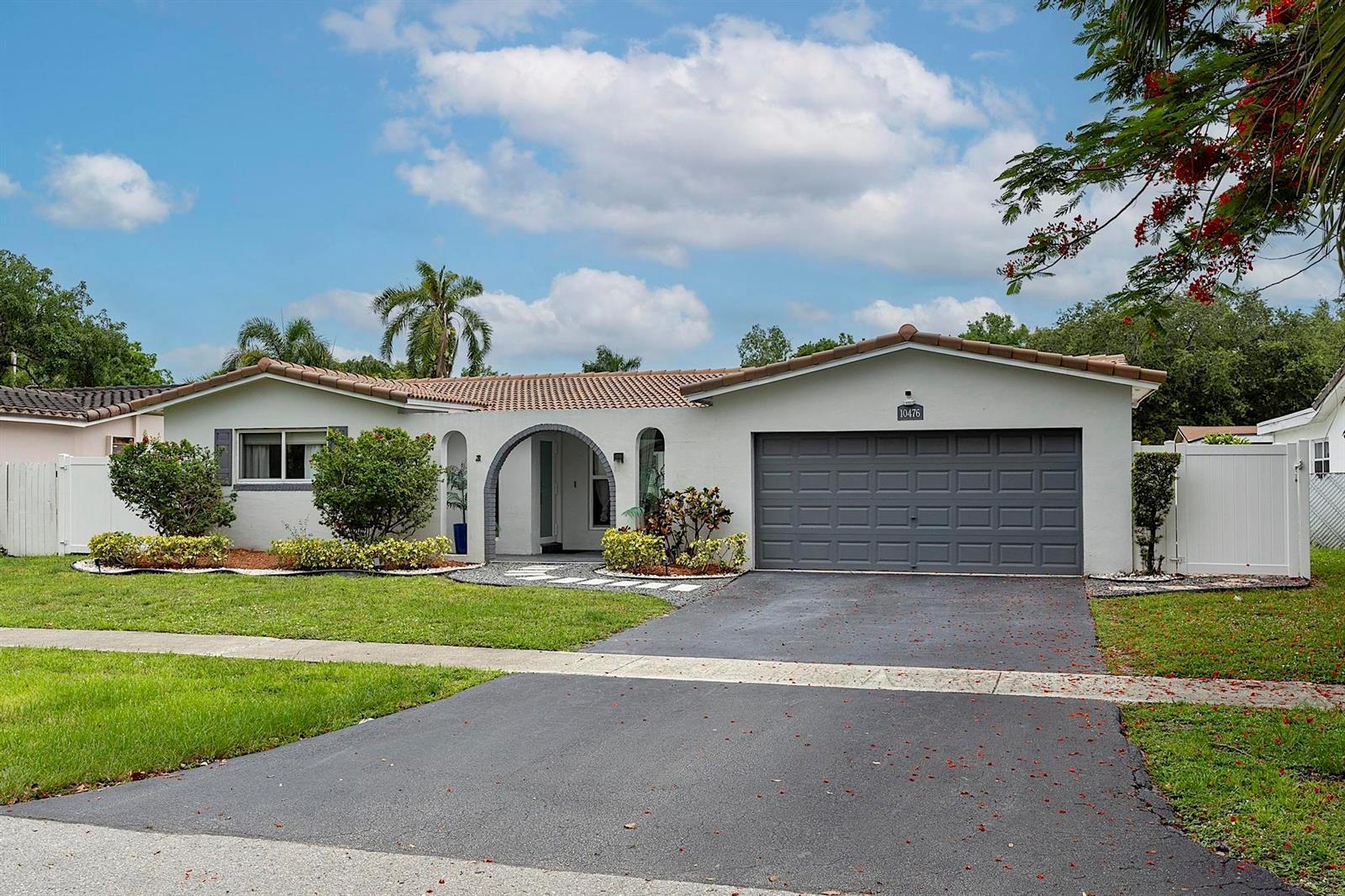 10476 NW 3rd Street, Plantation FL 33324 photo 2